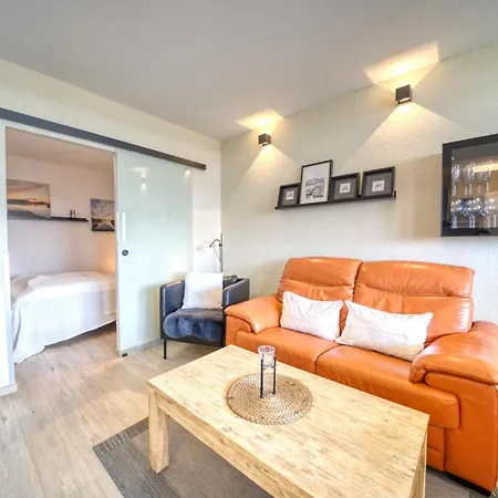- Haus L, App 0l0205 Apartment
